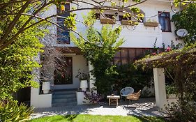 Number5 Guesthouse